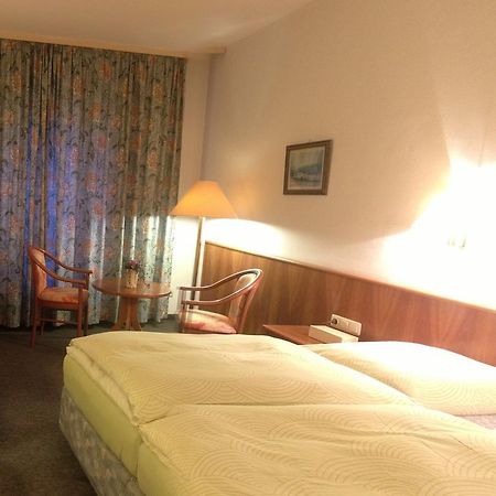 Hotel Stadt Steinbach Steinbach im Taunus Luaran gambar